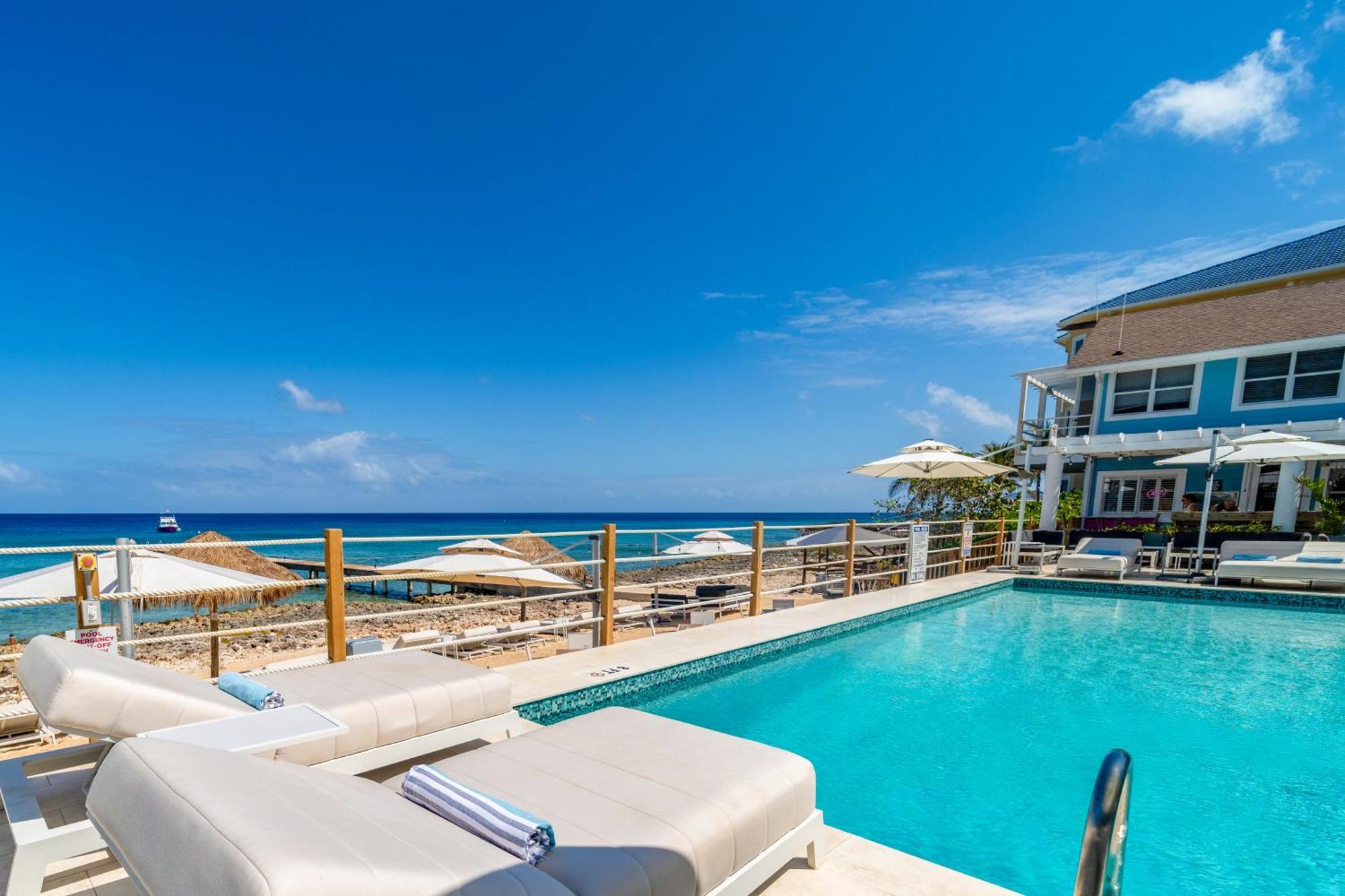 Hotel Cobalt Coast